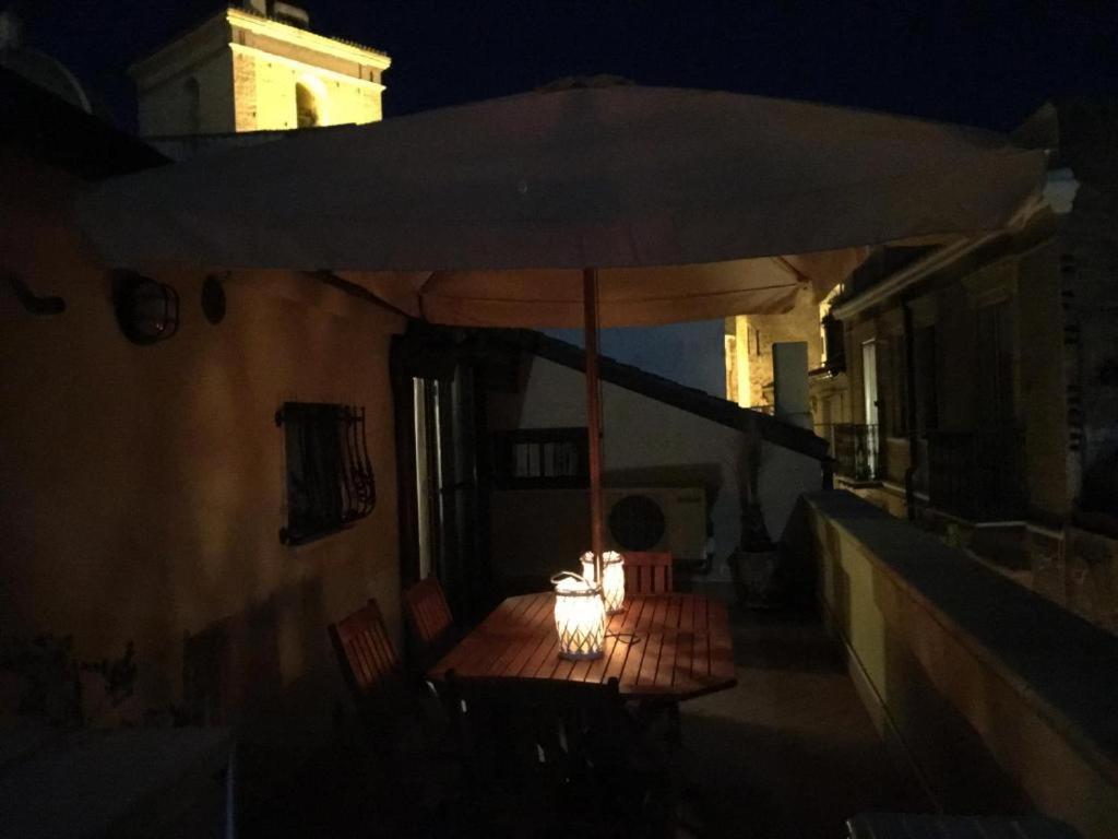 Guest House Dimora Fiorita Serracapriola Eksteriør billede